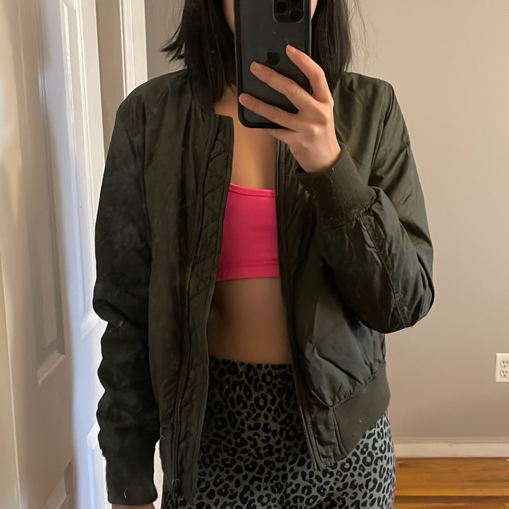Uniqlo Puffer Bomber